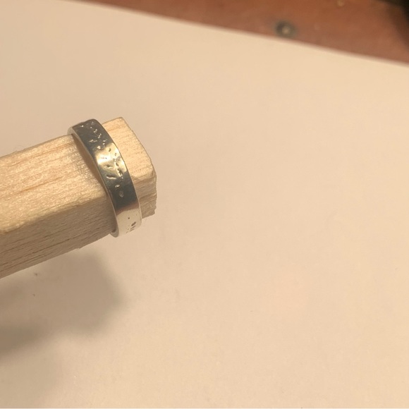 Vintage Native Hand Stamped Sterling Silver Band Ring - Picture 6 of 6